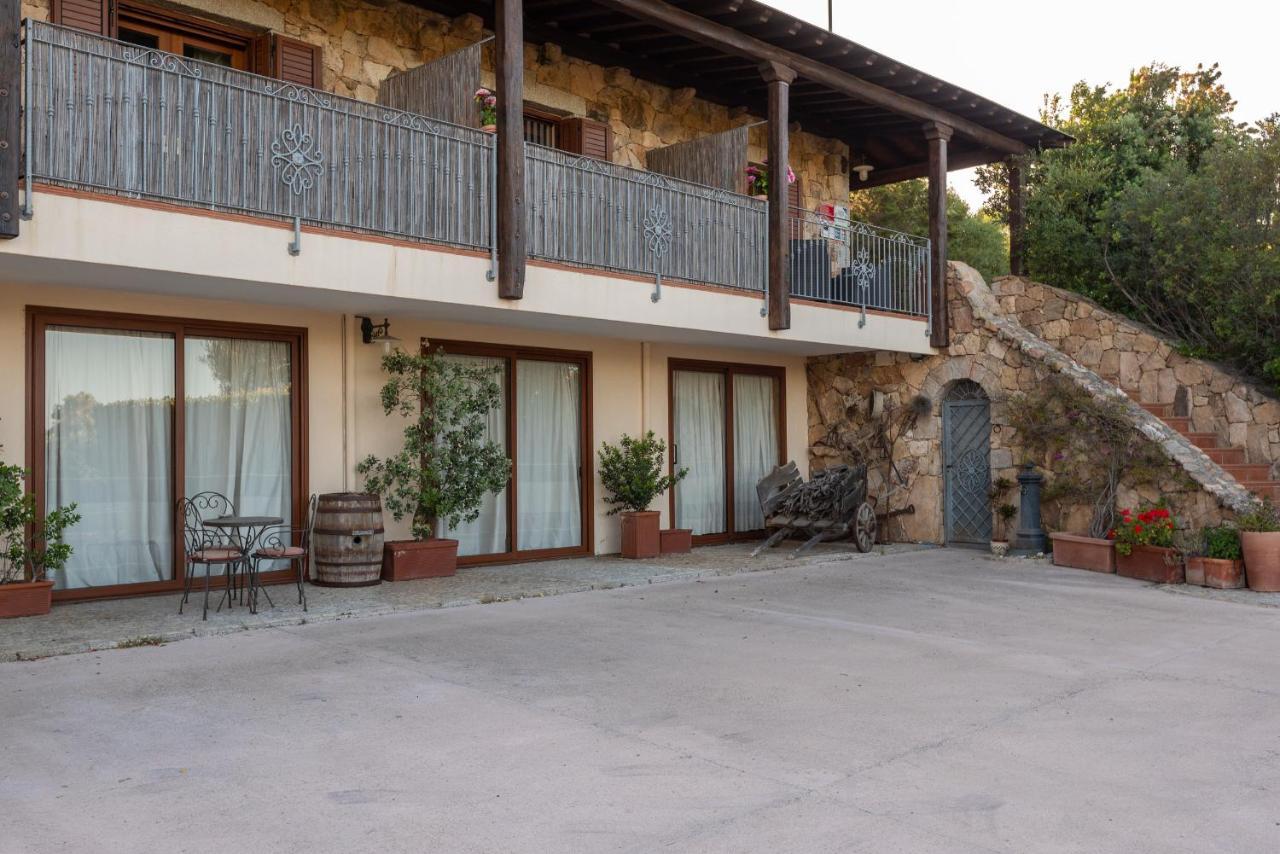 Affittacamere S'Alzola Porto Rotondo Exterior foto